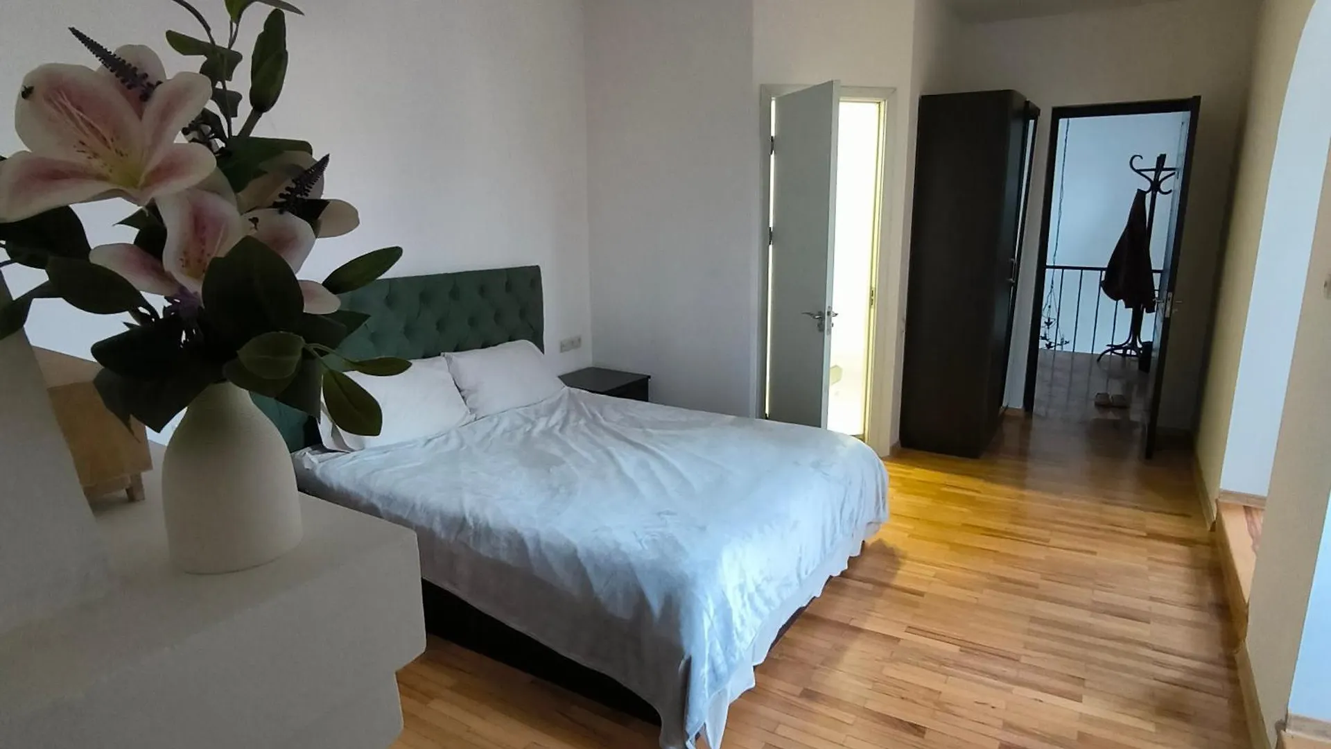 Triple Eight Hotel Τυφλίδα