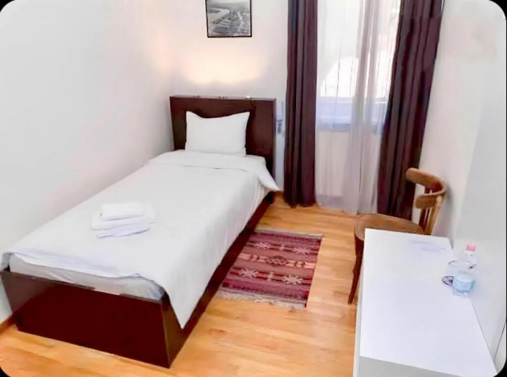 Triple Eight Hotel Tbilisi 3*,